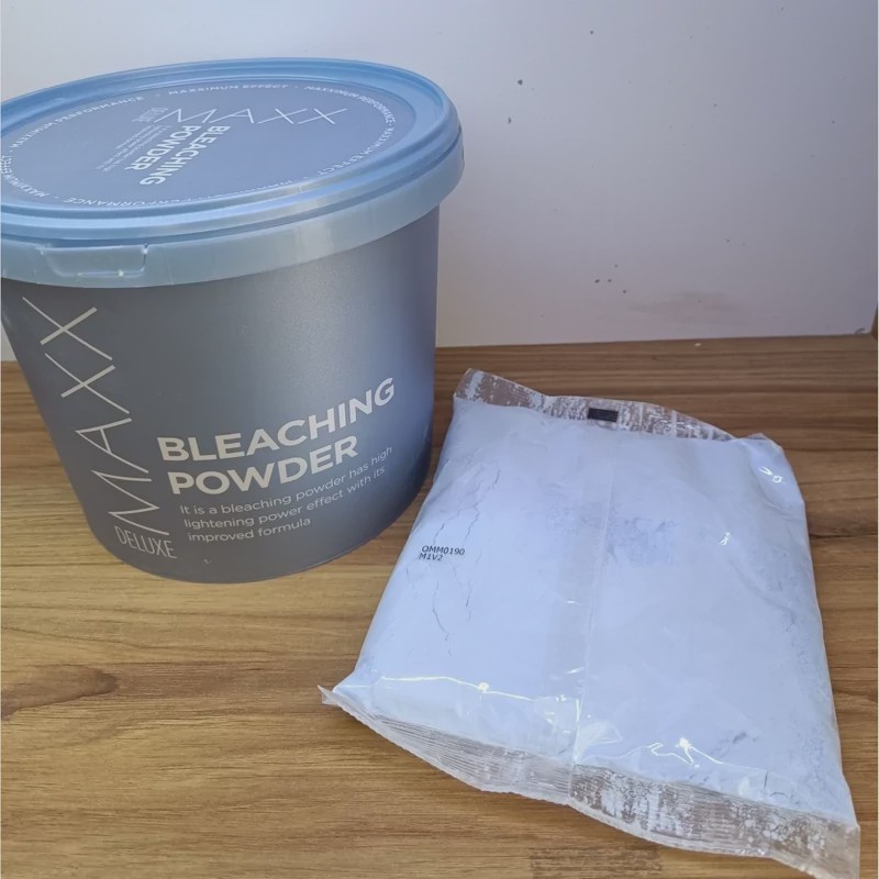 پودر دکلره مکس دلوکس ا MAXX DELUX در دو رنگ سفید و ابی حجم نیم کیلو اصلی