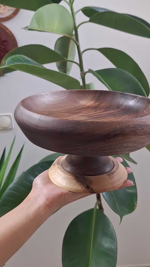 شیرینی خوری پایه دار چوب گردو دست ساز