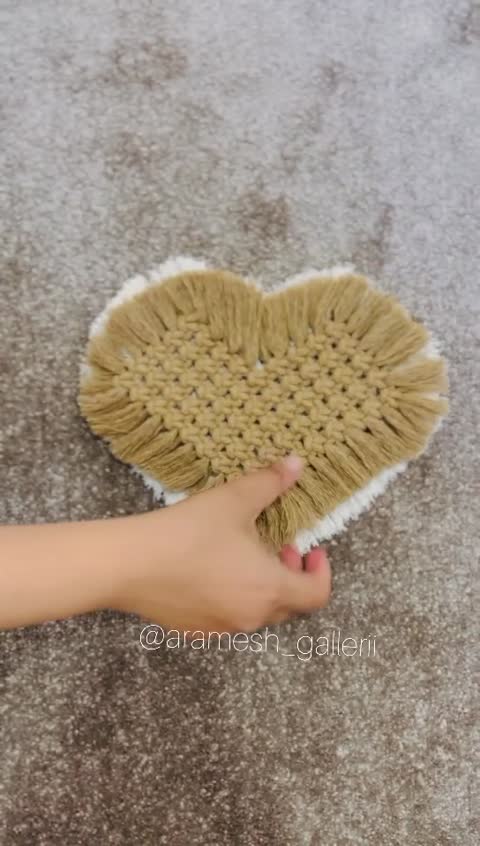 زیر لیوانی مکرومه 