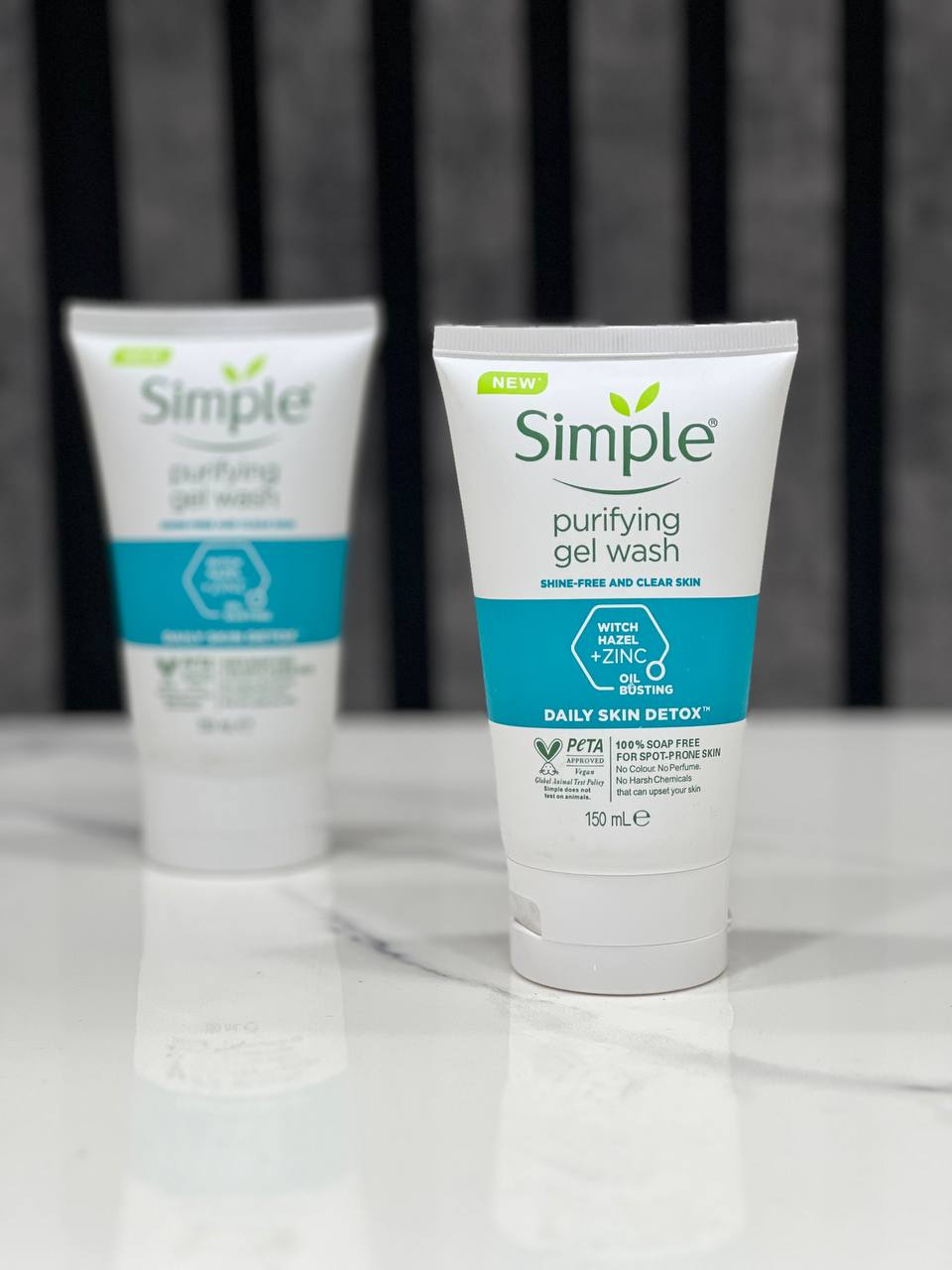 شوینده ی پوست چرب سیمپل مدل purifying
