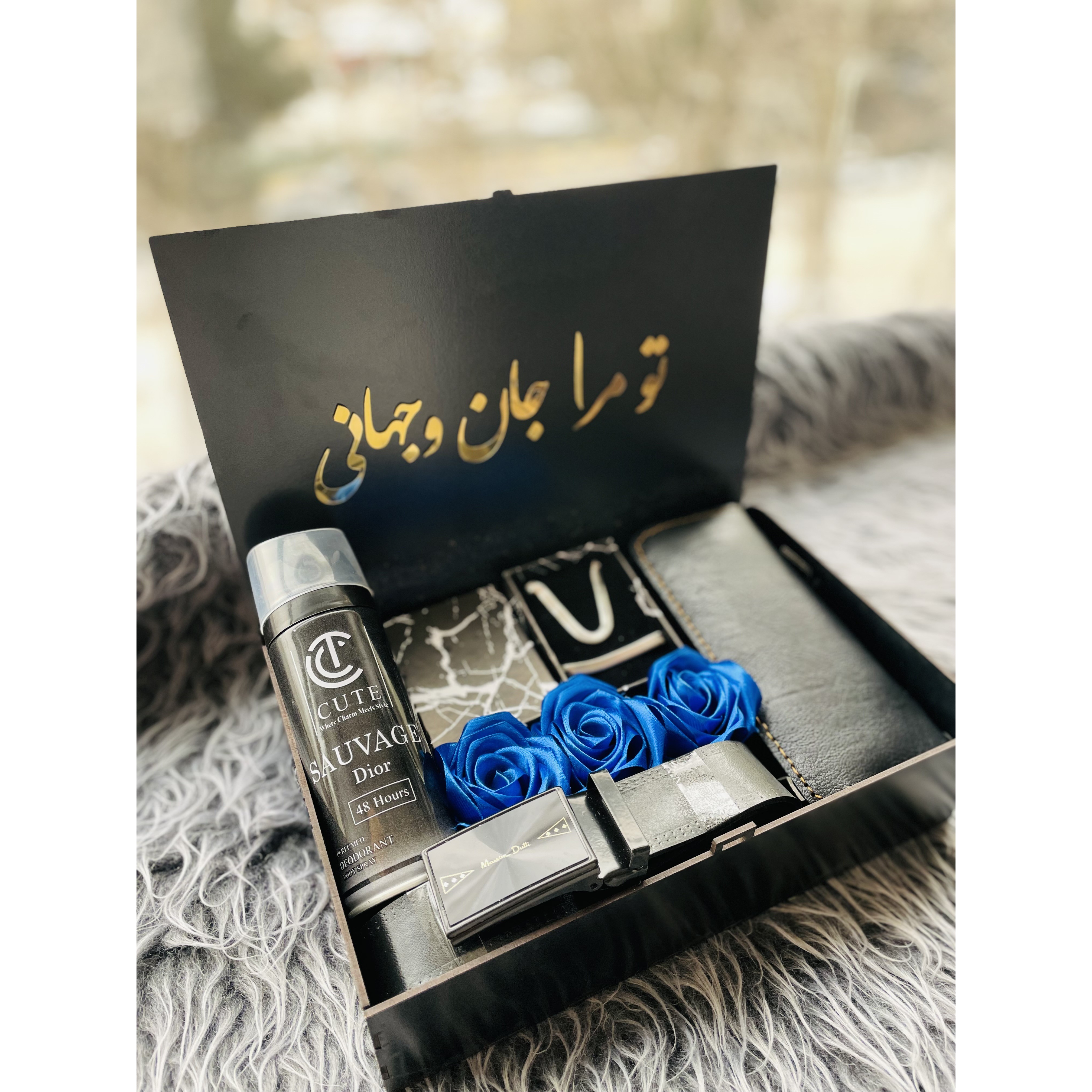 پک هدیه مردانه شیک و اقتصادی ست ماری کیف پول کمربند اسپری و باکس چوبی شیک 1