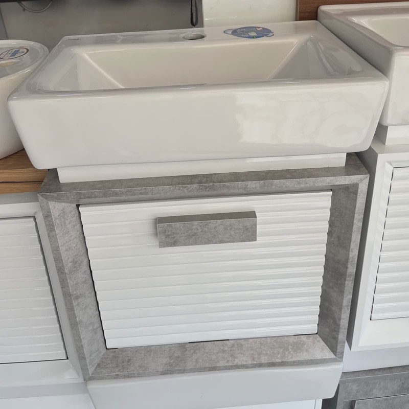 روشویی کابینتی pvc سفید پتینه سایز 47 در 31 با سنگ سینا چینی (پس کرایه)