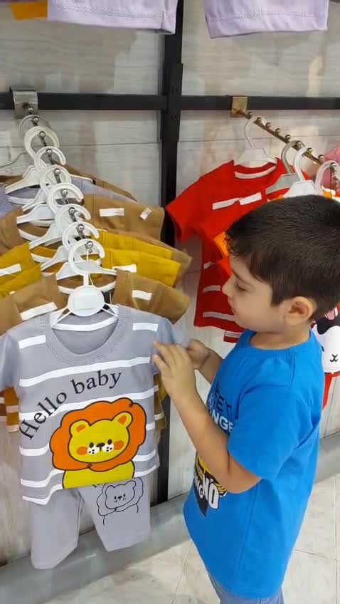 تیشرت شلوارک سایز 45 طرح شیر لباس بچگانه