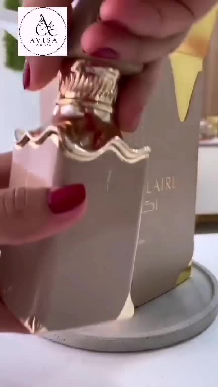 عطر گرمی زنانه اکلایر (ECLAIRE) با ماندگاری بالا و در حجم های 10و20و30و50میل 