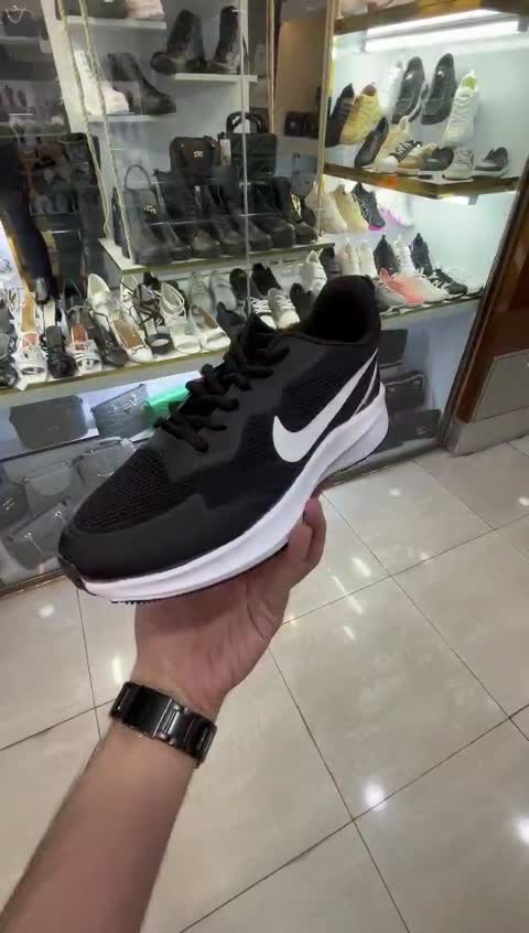 کتونی نایک زوم لژدار طبی مشکی و سفید زنانه دخترانه کفش ونس نایکی کتانی اسپورت اسپرت NIKE لژ دار کشبافت تنفسی جورابی صیاز