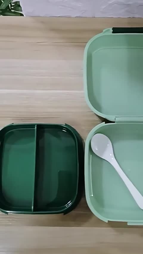 ست قمقمه و ظرف غذا کودک چهار رنگ