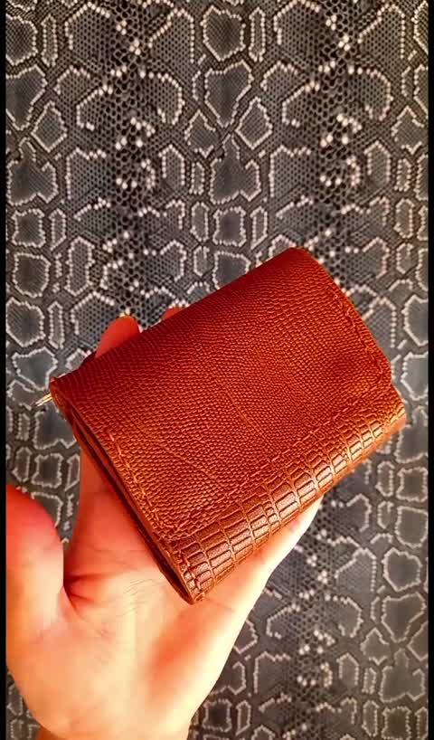 کیف پول دستی چرم طبیعی لیزارددستدوز