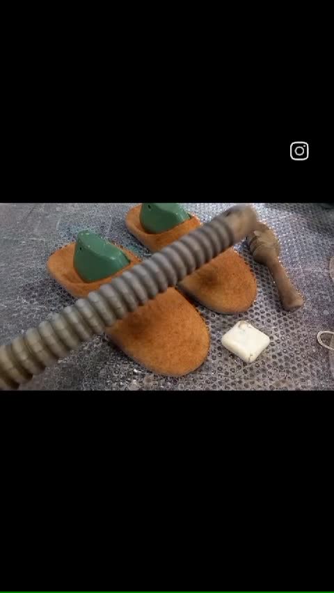 پاپوش پشت باز نمدی گلدوزی روفرشی زنانه تولید محصولات نمدی لَمه (مستقیم از تولیدکننده) با کیفیتی بینظیر