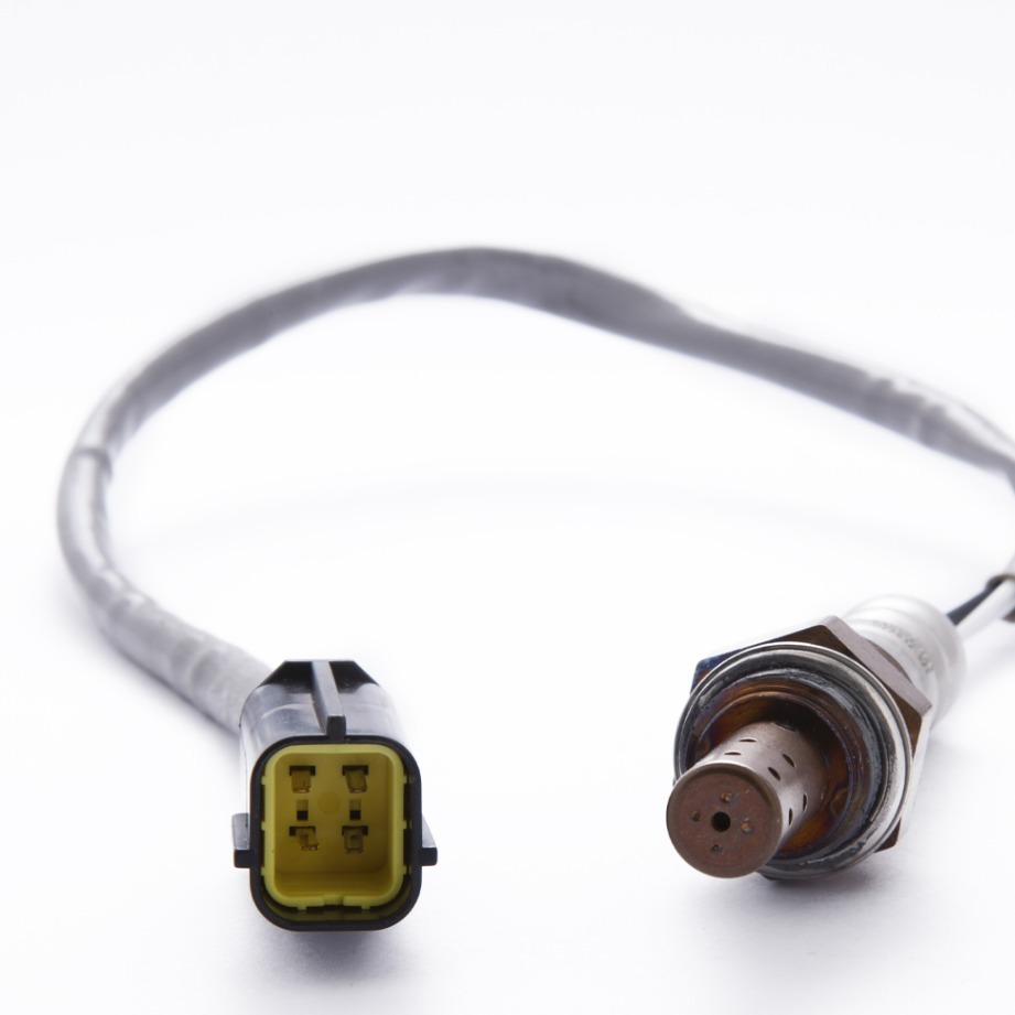 سنسور اکسیژن بالا طرح NTK با سوکت زیمنس - پژو 405 بنزینی - XU7 برند SSAT (KESENS)