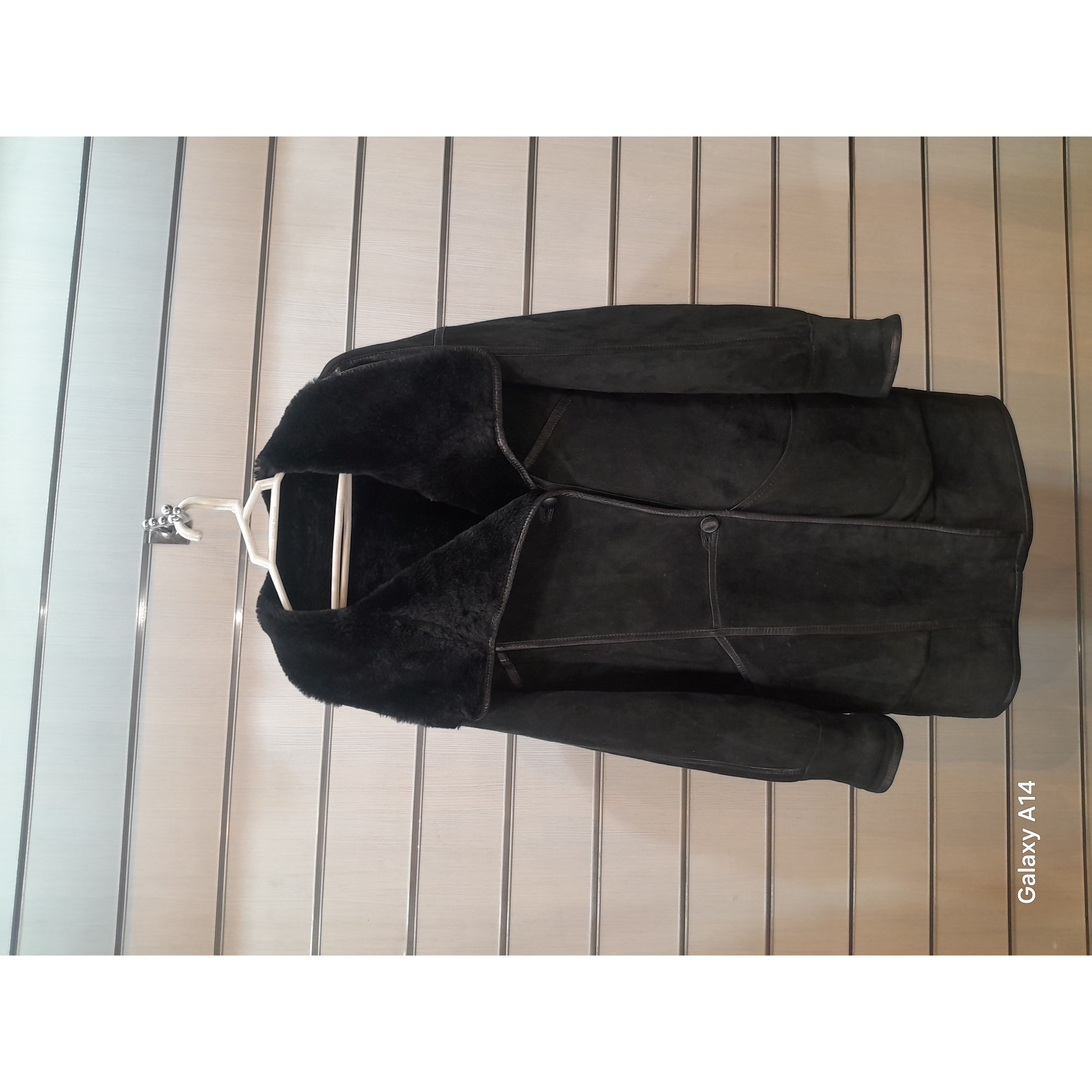 پالتو اسپورت پوست بوفالو اصلی برند leather SAJADبادوام بسیار بالا