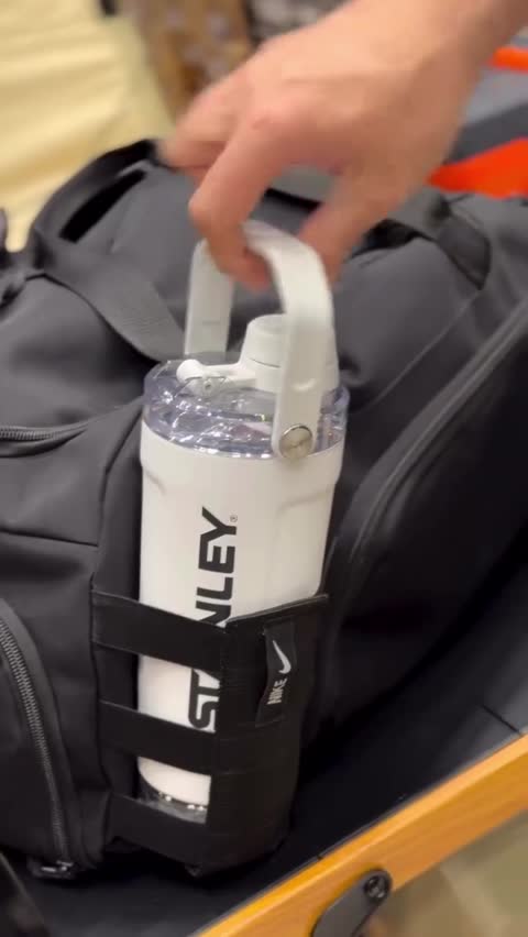شیکر استنلی580 میل مدل ACTIVATE SHAKER BOTTLE مخزن دار