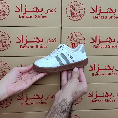 کتونی بچه گانه دخترانه پسرانه سایز 26 تا 36 زیره ترمو رنگ سفید لژ دو سانتی رویه چرم صنعتی
