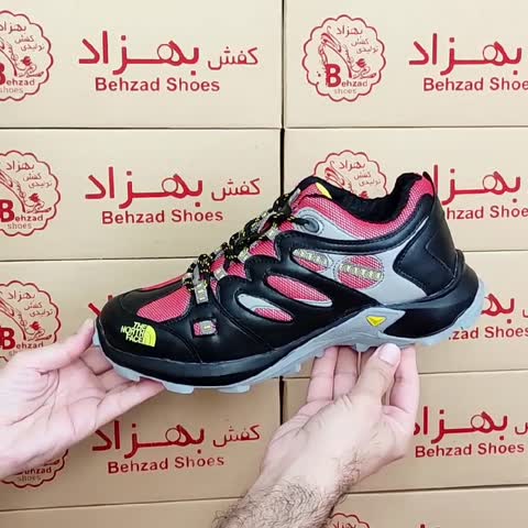 کتونی مردانه پسرانه سایز 40 تا 45 رنگ مشکی قرمز زیره پیو لژ چهار سانتی کفی طبی رویه راشل و چرم صنعتی