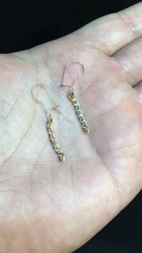 گوشواره طلا 18 عیار مدل کارتیر زرگری عسگری 560 سوت