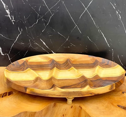 اردو خوری چوب گردو (پست پیشتاز پس کرایه)