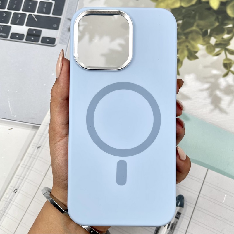 قاب گوشی iPhone 15 Pro Max آیفون Soft Touch سیلیکونی پاک کنی داخل مخمل مگ سیف Magsafe اورجینال لنز برجسته فلزی آبی روشن
