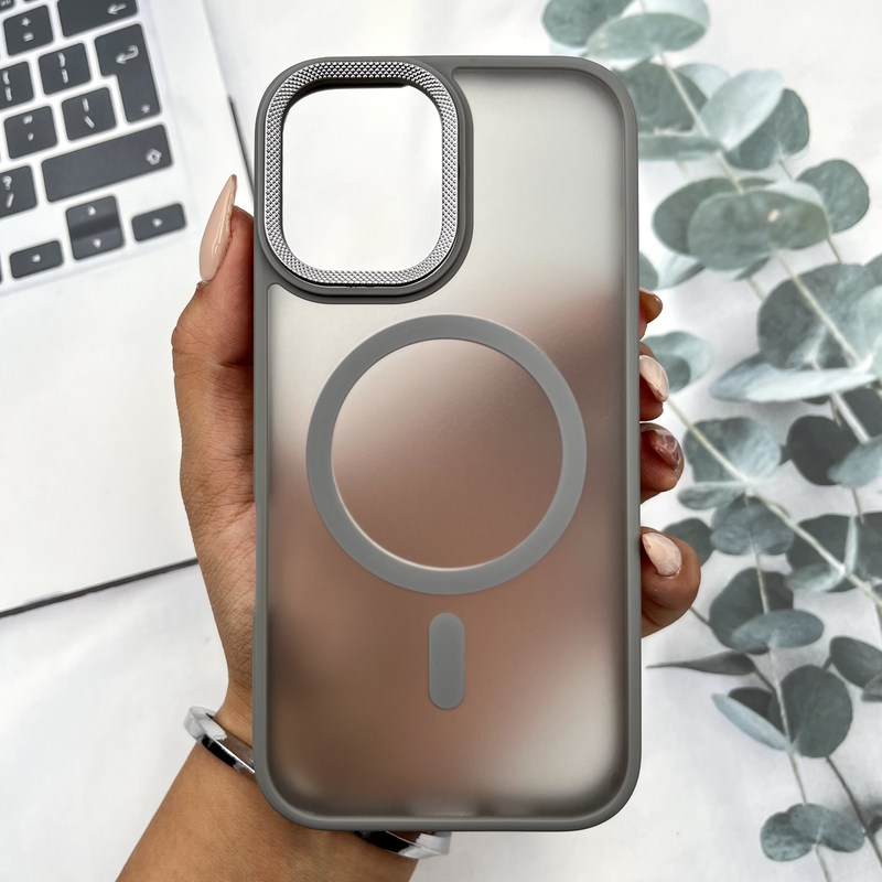 قاب گوشی iPhone 16 آیفون Carbon Armor مات لنز کربن مگ سیف Magsafe اورجینال اسپرت تیتانیوم کد 354663