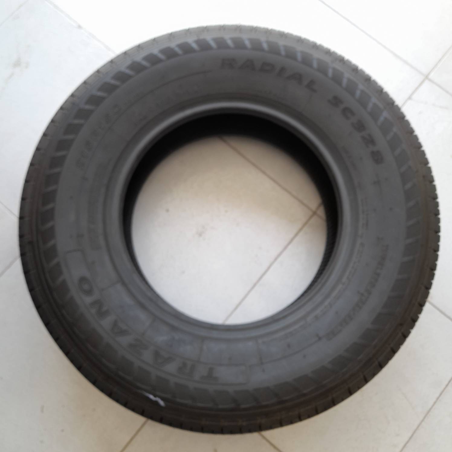 لاستیک ترازانو سایز 215R15C مدل SC328 تولید 2024 - دو حلقه