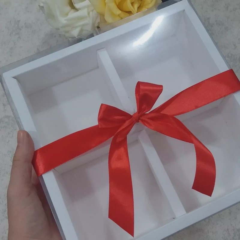 جعبه لبه دوبل بسته بندی دارای تقسیم بندی با درب تمام طلق