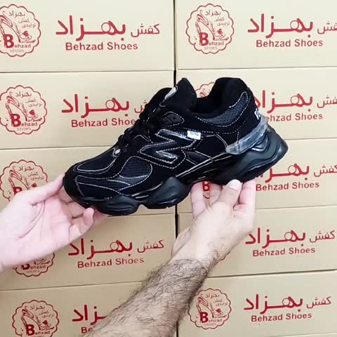 کتونی نیو بالانس مردانه رنگ مشکی سایز 42 تا 45 زیره پیو لژ پنج سانتی آستر حوله ای کفی طبی کف دوخت رویه راشل و فابیلاک