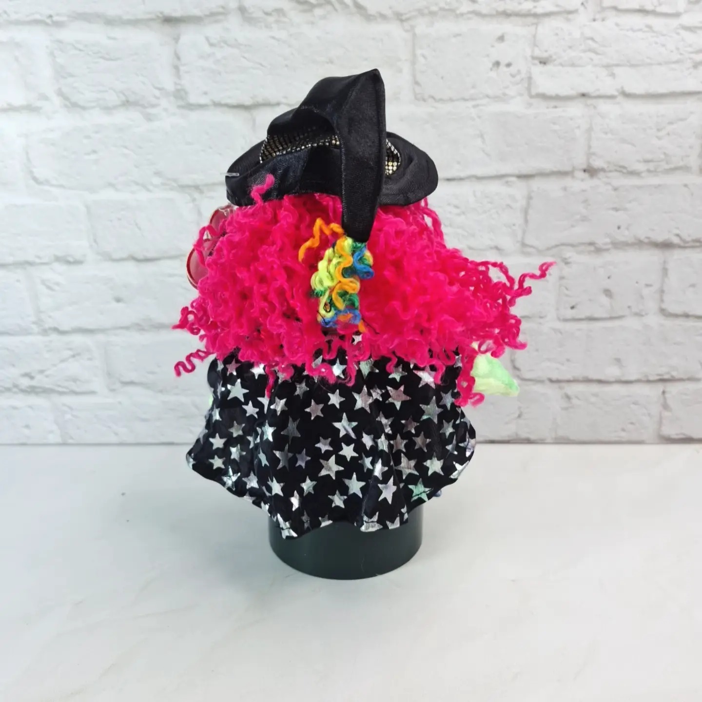 عروسک جادوگر تگ دار برند تی وای