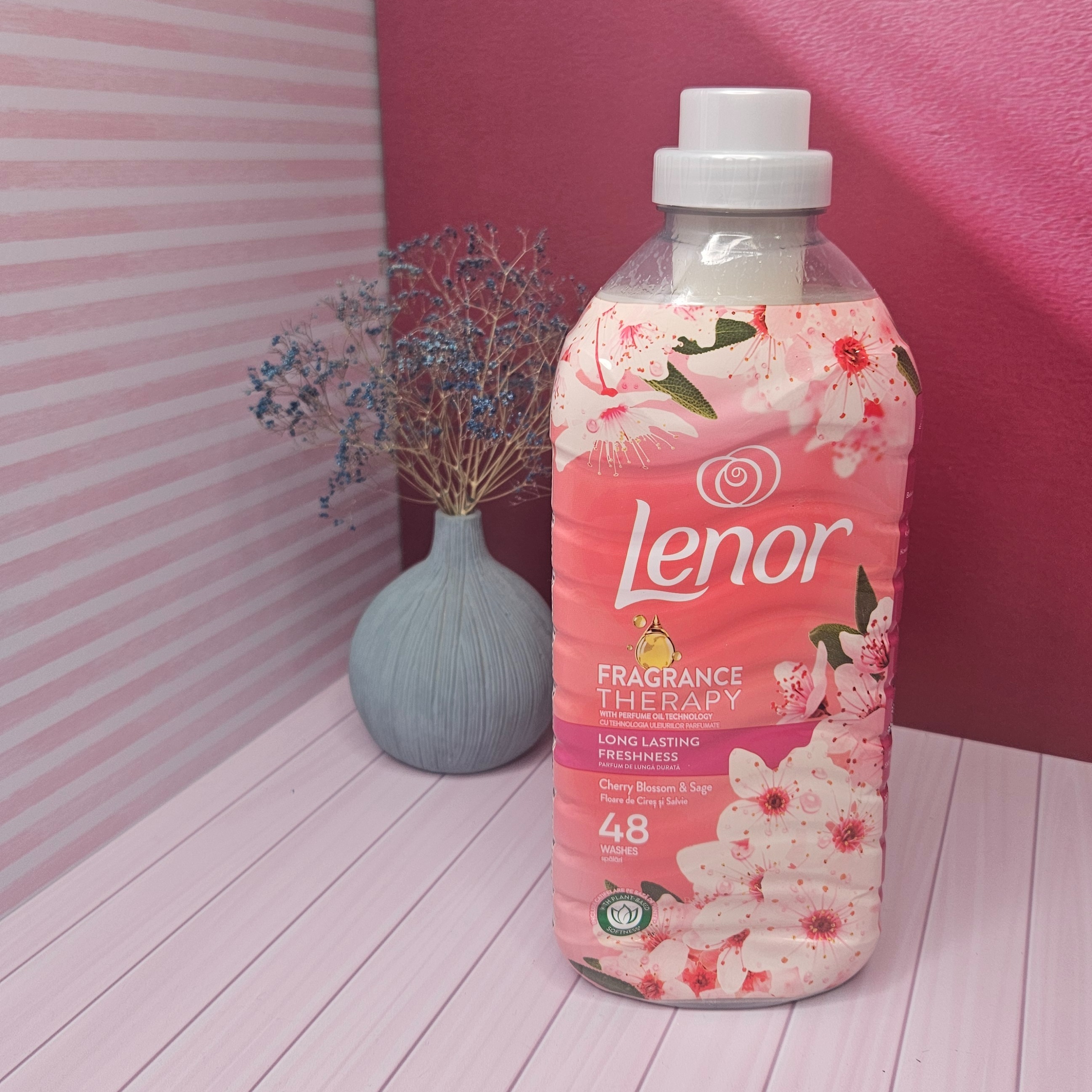 نرم کننده و خوشبوکننده لباس لنور Lenor حجم 1200 میل 48بار شستشو رایحه شکوفه گیلاس و مریم گلی Cherry Blossom and Sage