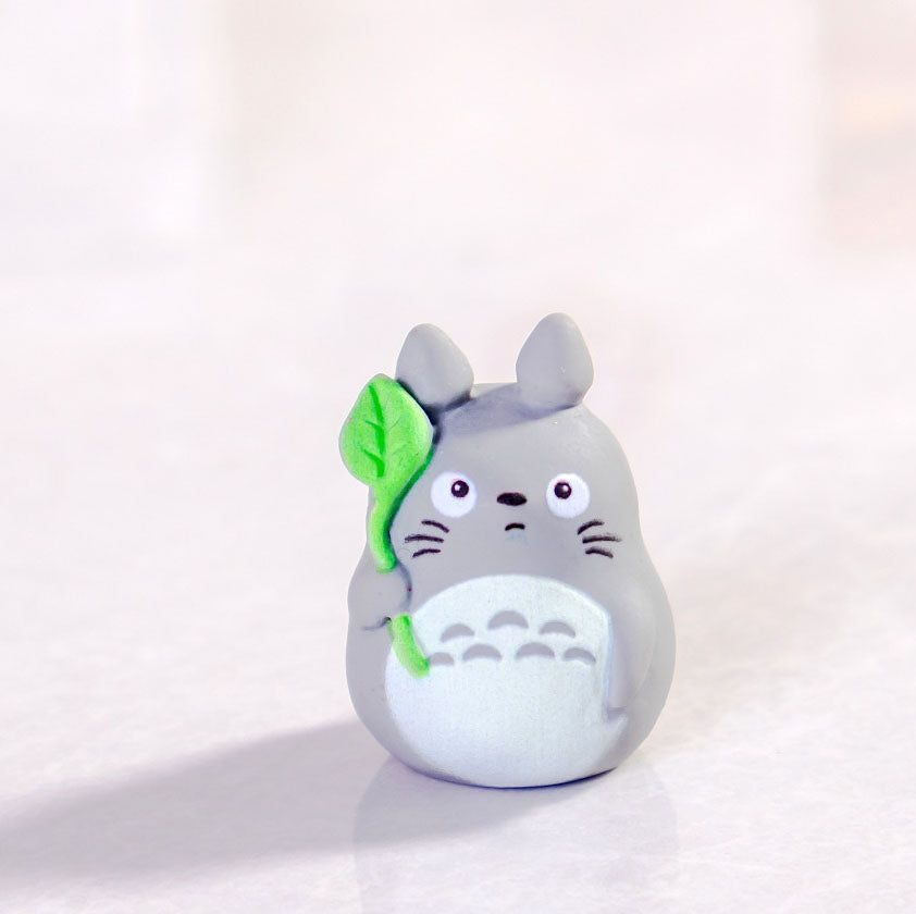 فیگور توتورو totoro خمیری دستساز مناسب داشبورد و روی مانیتور 3 سانتیمتری