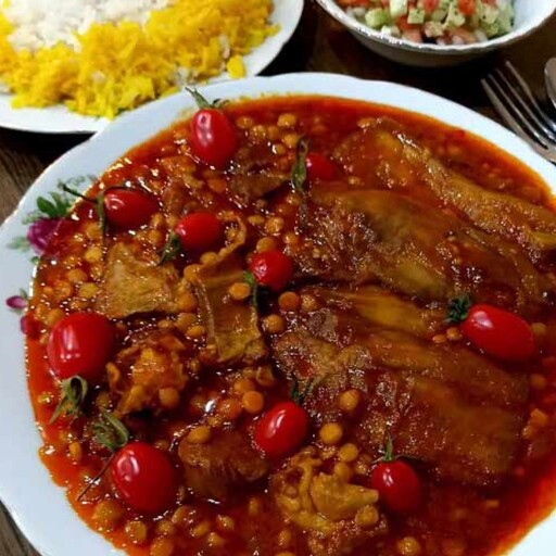 خورشت بادمجان با گوشت چرخ کرده 500گرمی 