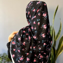 روسری سوپرنخ گلدار مشکی قواره بزرگ 