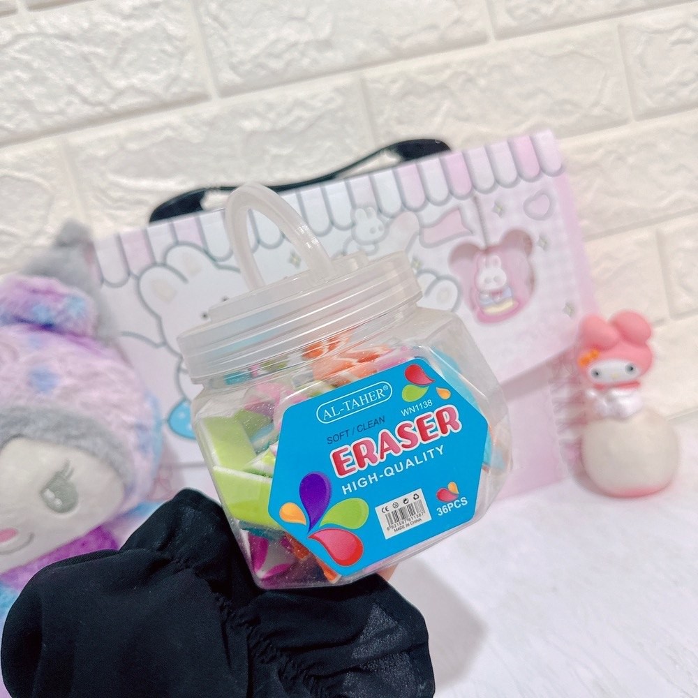 پاکن مثلثی خط دار
