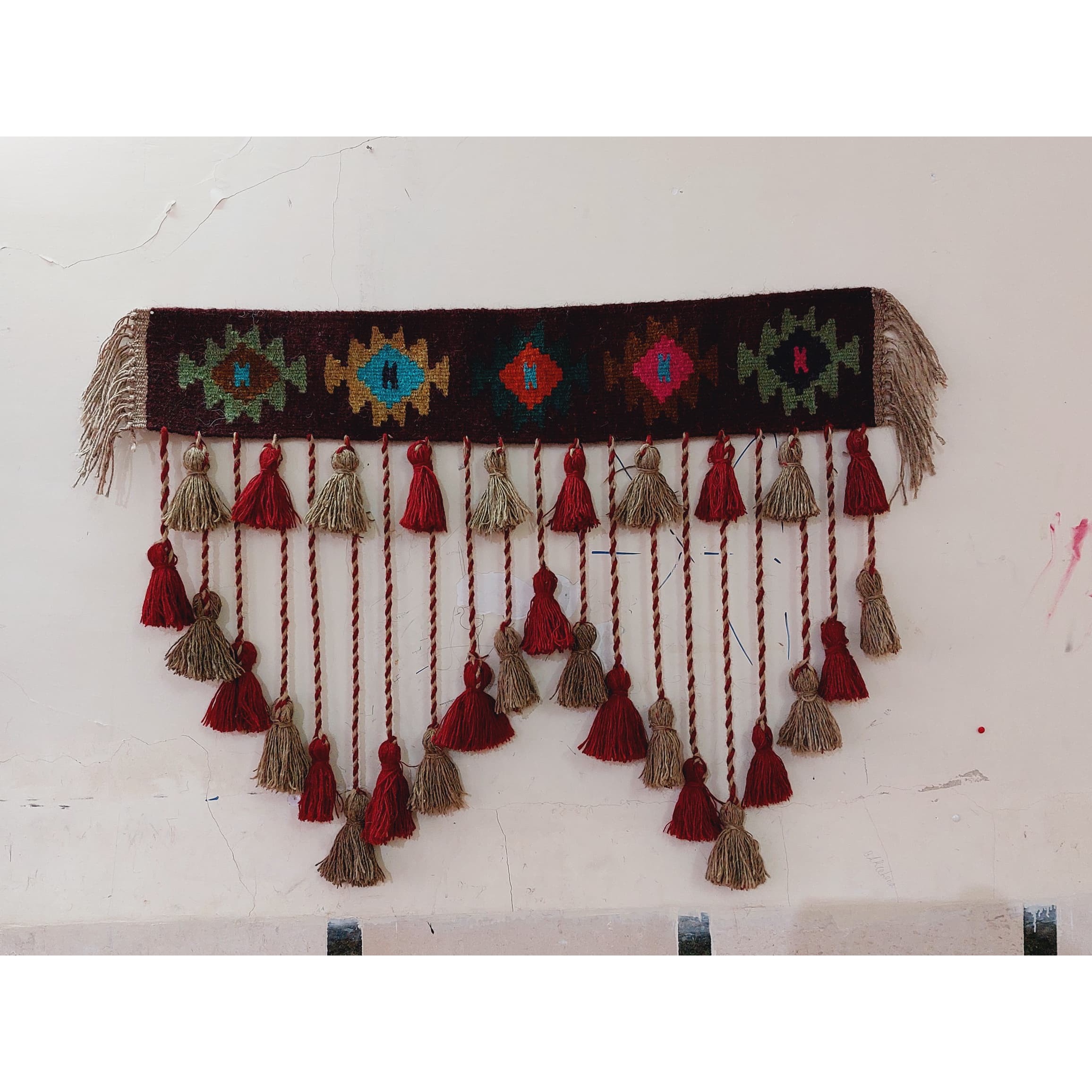 گلیم پرده سنتی یک متری بافته شده بانخ پشم اعلا