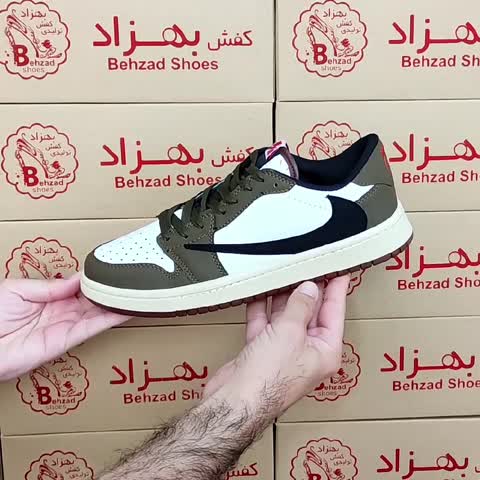 کتونی نایک مردانه پسرانه سایز 41 تا 44 زیره ترمو عطری رنگ سبز سفید لژ سه سانتی دور دوخت کفی طبی رویه چرم صنعتی 