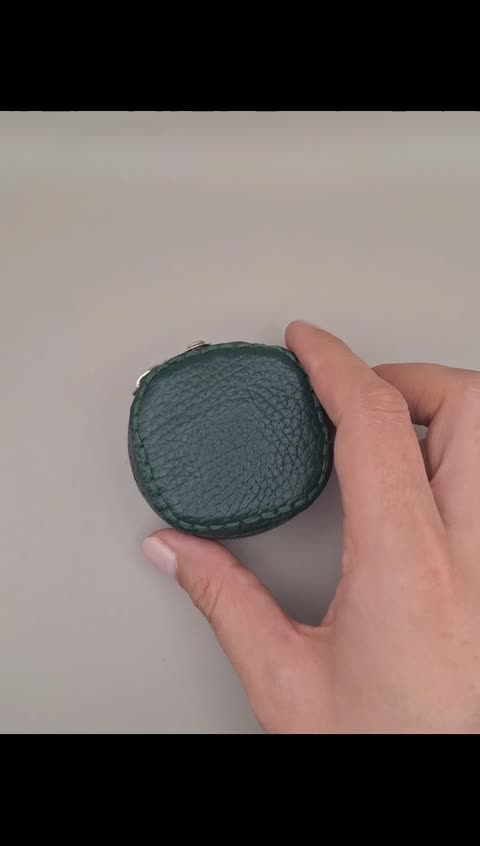کیف چرمی دستدوز ایرپاد (QCY T13 و مشابه) مدل زیپخور