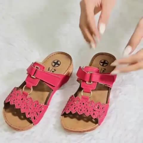 دمپایی زنانه طبی چرم صنعتی لژدار مدل قمر