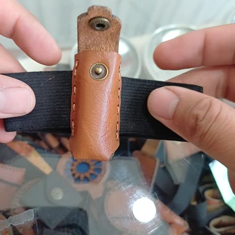 بازوبند و گردنی آویز چرم طبیعی