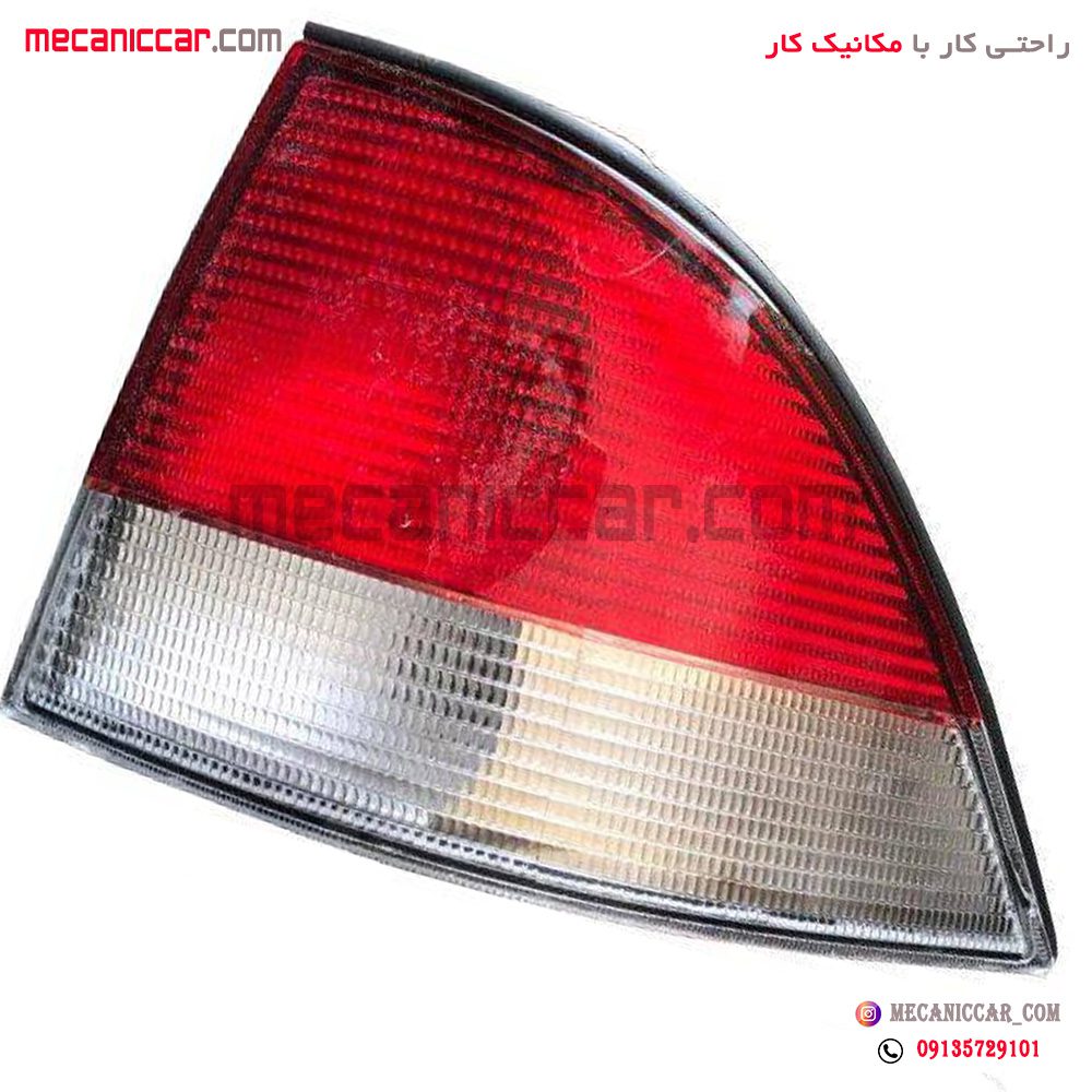 چراغ خطر عقب راست معمولی روی گلگیر سمند بدون لامپ و دسته سیم جمع ساز