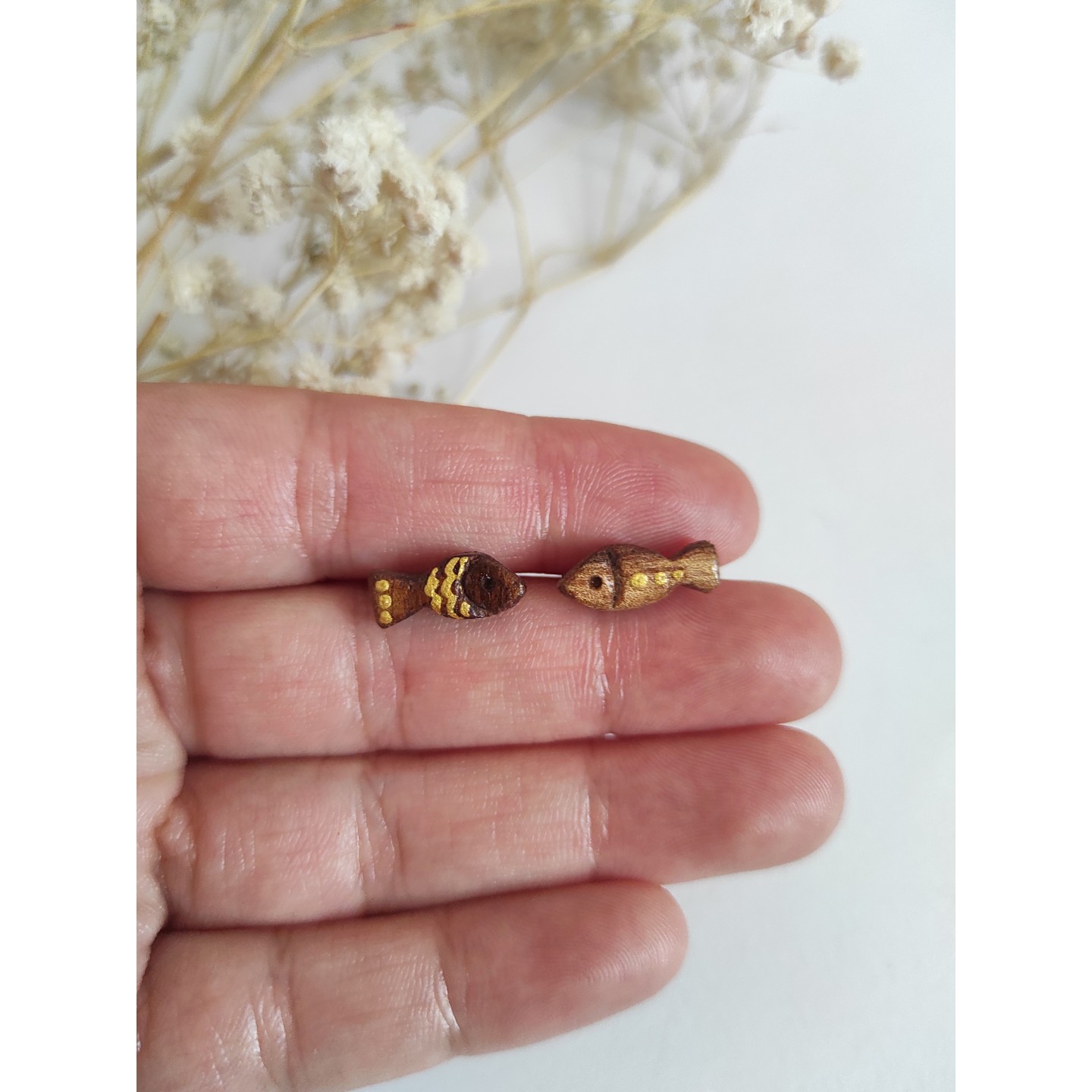 گلگوش چوبی، گوشواره دستساز چوبی