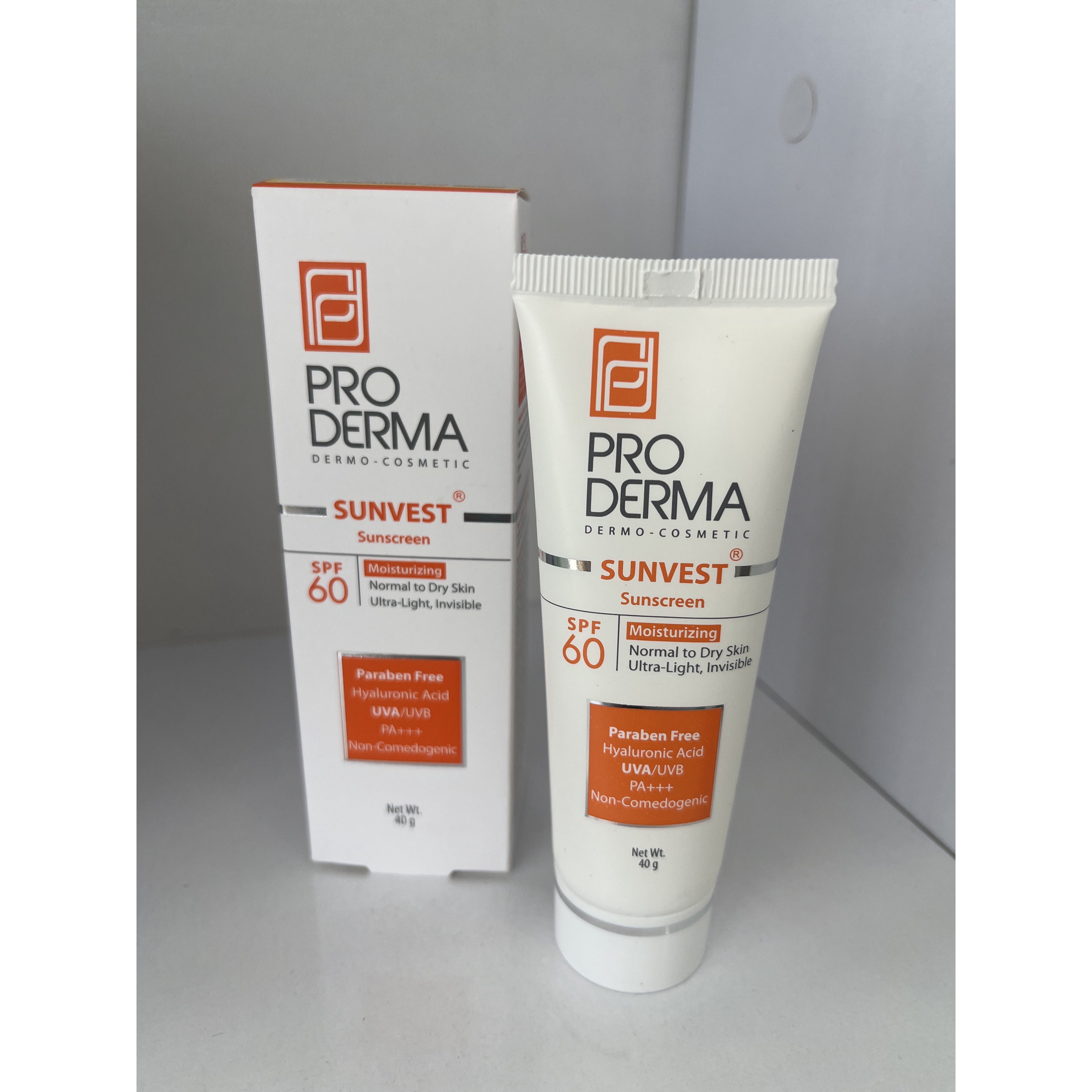 ضد آفتاب SPF60 سان وست(بی رنگ) پرودرما پوست خشک و معمولی 45 گرم