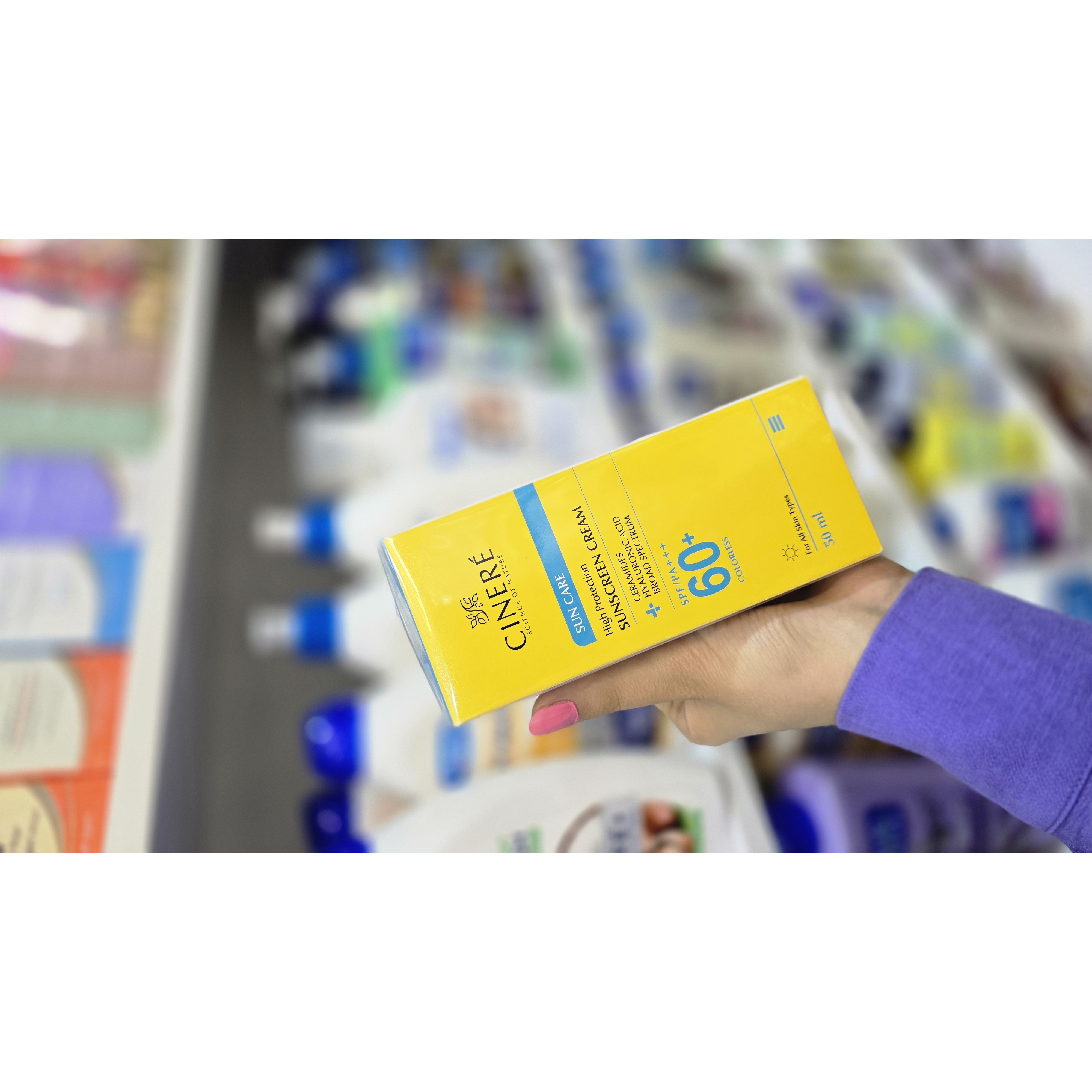 کرم ضد آفتاب SPF 60 سینره مدل Sun Care بی رنگ مناسب انواع پوست