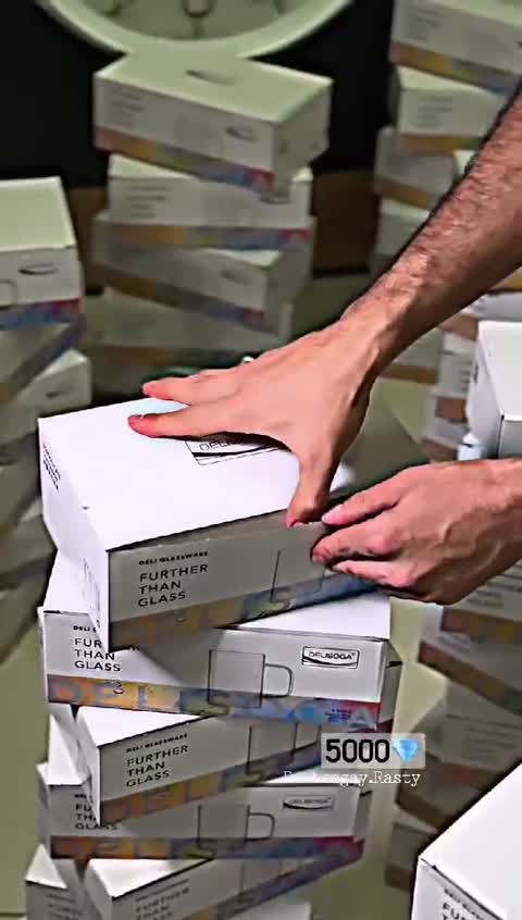 لیوان پیرکس مدل مربع برند بسیار باکیفیت Deli محصول وارداتی آنتی شوک حرارتی موجود در سایز بزرگ