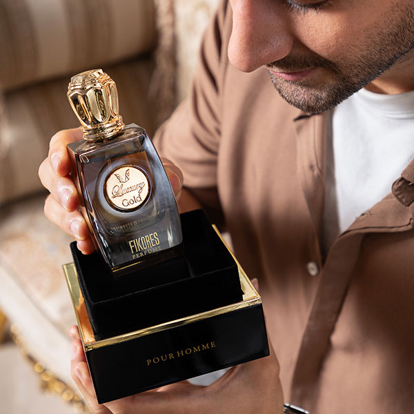 عطر و ادکلن فیکورس لاکچری گلد (فرعون)