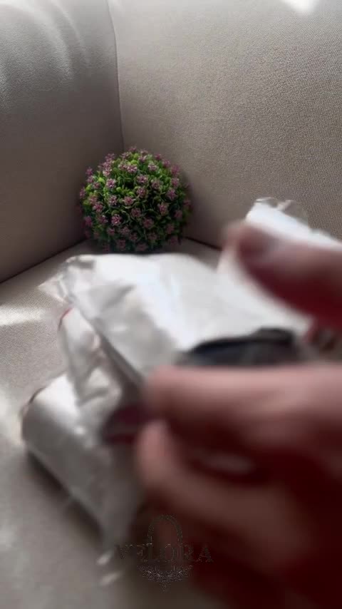 کیف پول و جاکاراتی زنانه و دخترانه ولورا مدل فانتزی گلبرگی