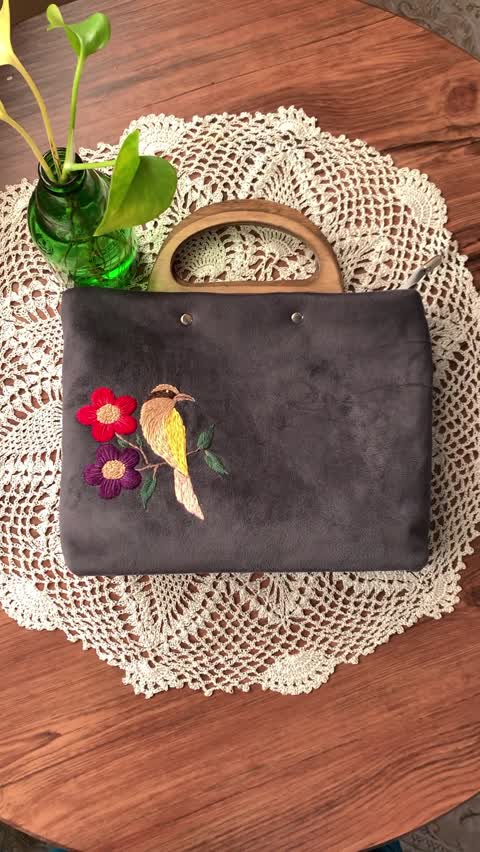 کیف دسته چوبی طرح(پرنده رنگی)