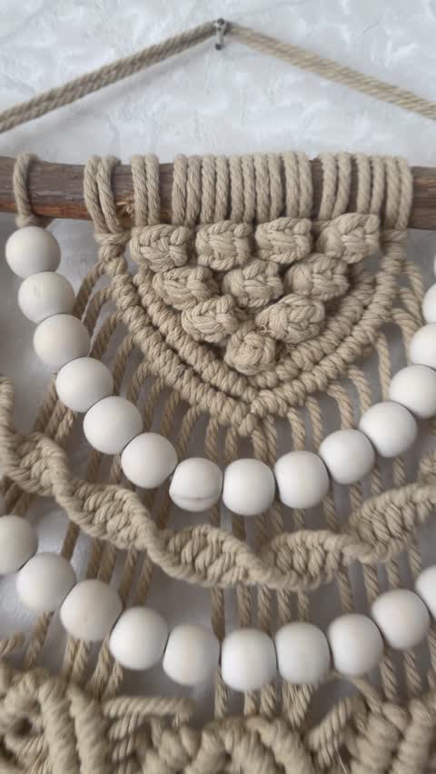 آویز دیواری مکرومه