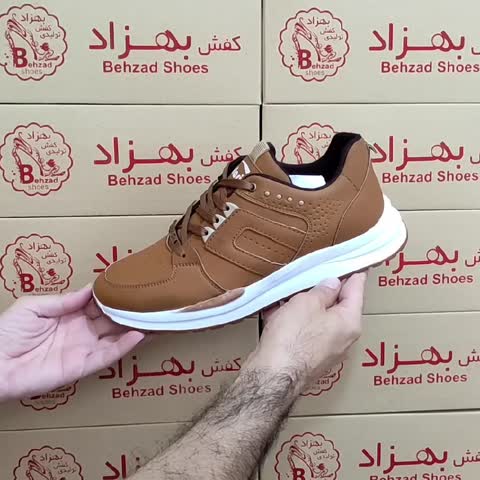 کتونی مردانه پسرانه رنگ عسلی سایز 40 تا 44 کفی طبی زیره پیو لژ چهار سانتی رویه چرم صنعتی سبک راحت  