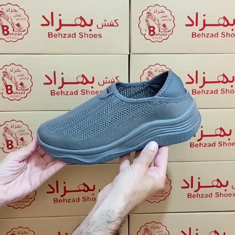 کتونی جورابی بافتی تابستانی تنفس دار مردانه پسرانه سایز 40 تا 45 رنگ طوسی کفی طبی زیره پیو تزریق لژ چهار سانتی رویه بافت