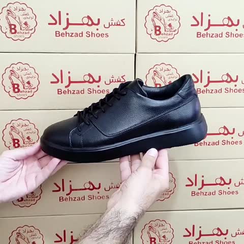 کفش تمام چرم طبیعی گاوی مردانه سایز 40 تا 45 رنگ مشکی کفی طبی زیره پیو لژ چهار سانتی آستر چرم میشن رویه چرم