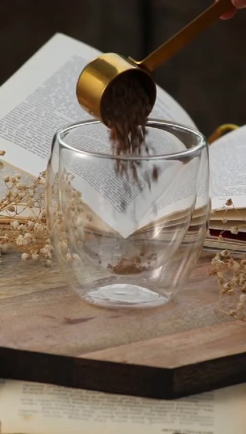 لیوان پیرکس دوجداره بی دسته