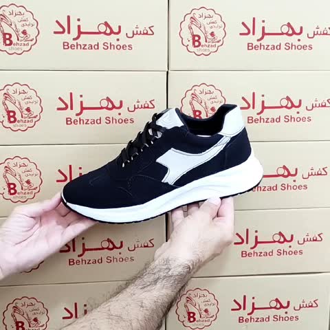 کتونی مردانه پسرانه رنگ مشکی سایز 40 تا 44 کفی طبی زیره پیو لژ چهار سانتی رویه چرم صنعتی سبک راحت 