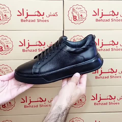 کفش تمام چرم طبیعی گاوی مردانه سایز 40 تا 45 رنگ مشکی کفی طبی دور دوخت زیره پیو لژ چهار سانتی آستر چرم میشن رویه چرم